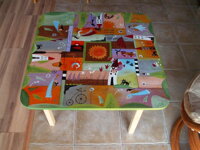 Maľovaný stôl