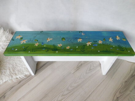 Lavička "Nesadať! Kvitnem..."